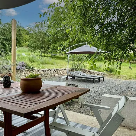 Holiday home Szent Gyoergy-hegy, Hangulatos Felujitott Preshaz