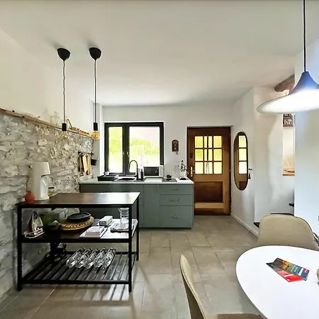 Szent Gyoergy-hegy, Hangulatos Felujitott Preshaz Holiday home Tapolca